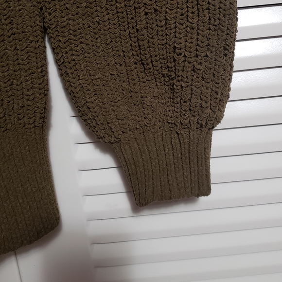 Aerie Womens oversized Olive Green Knit Sweater - Picture 4 of 9